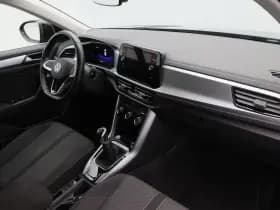 Volkswagen T-Roc thumbnail 16