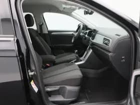 Volkswagen T-Roc thumbnail 17