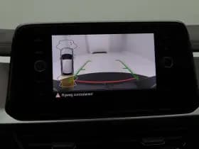 Volkswagen T-Roc thumbnail 10