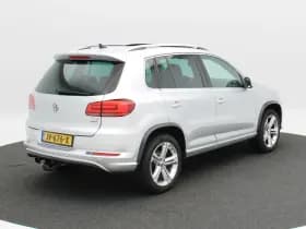 Volkswagen Tiguan thumbnail 2