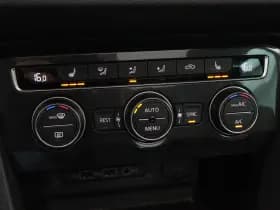 Volkswagen Tiguan thumbnail 12