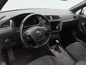 Volkswagen Tiguan thumbnail 3