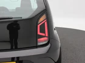 Volkswagen Up! thumbnail 12