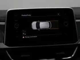 Volkswagen T-Roc thumbnail 13
