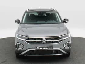 Volkswagen T-Roc thumbnail 3
