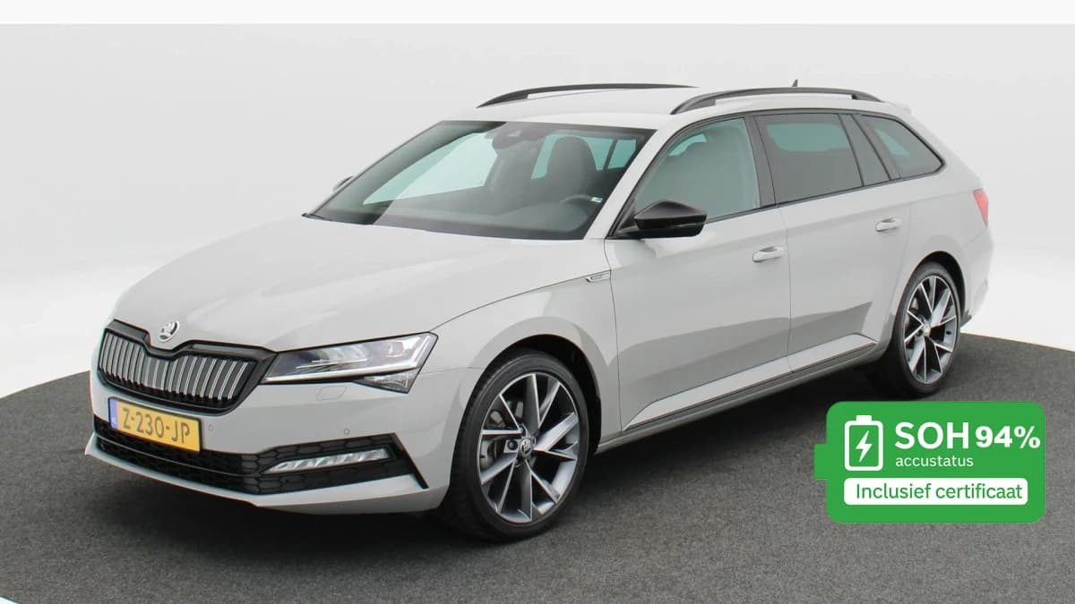 Škoda Superb — foto 1
