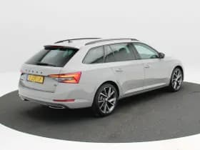 Škoda Superb thumbnail 3