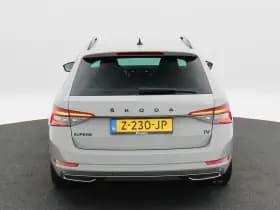 Škoda Superb thumbnail 5
