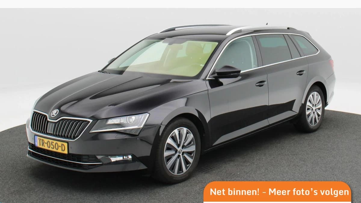 Škoda Superb — foto 1