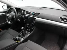 Škoda Superb thumbnail 11