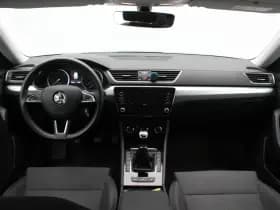 Škoda Superb thumbnail 8
