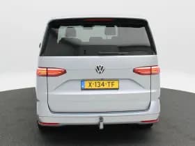 Volkswagen Multivan thumbnail 4