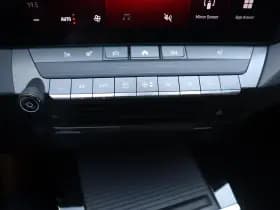 Opel Astra thumbnail 29