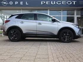 Opel Grandland thumbnail 3