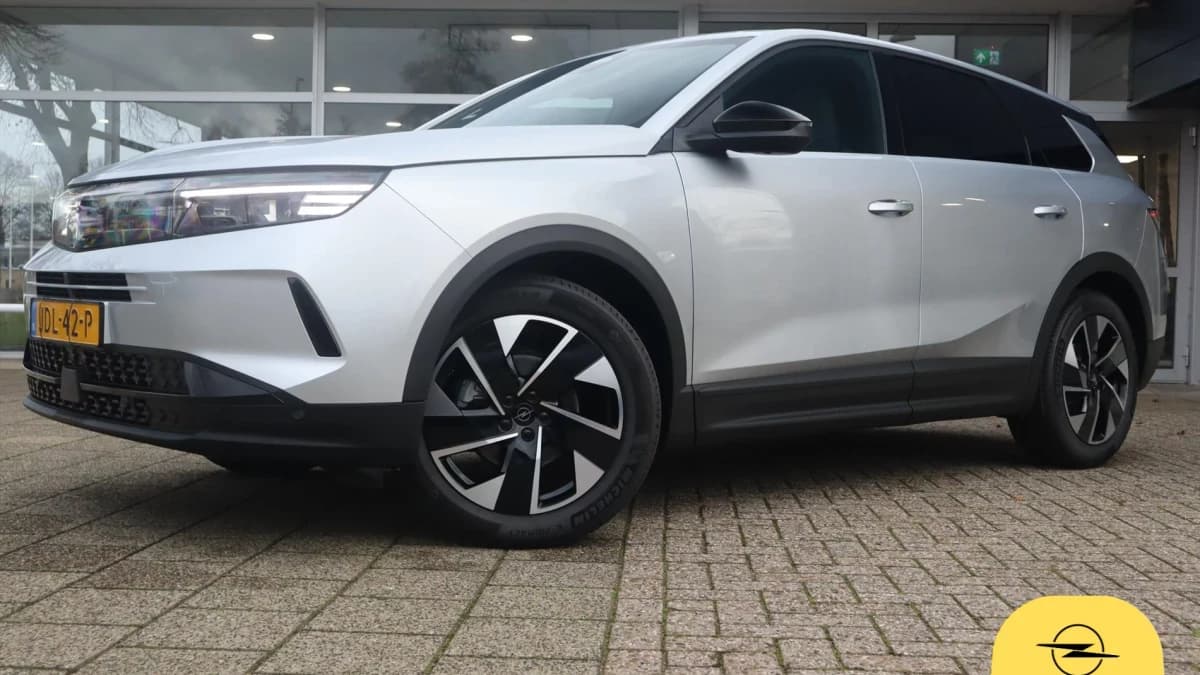 Opel Grandland — foto 1