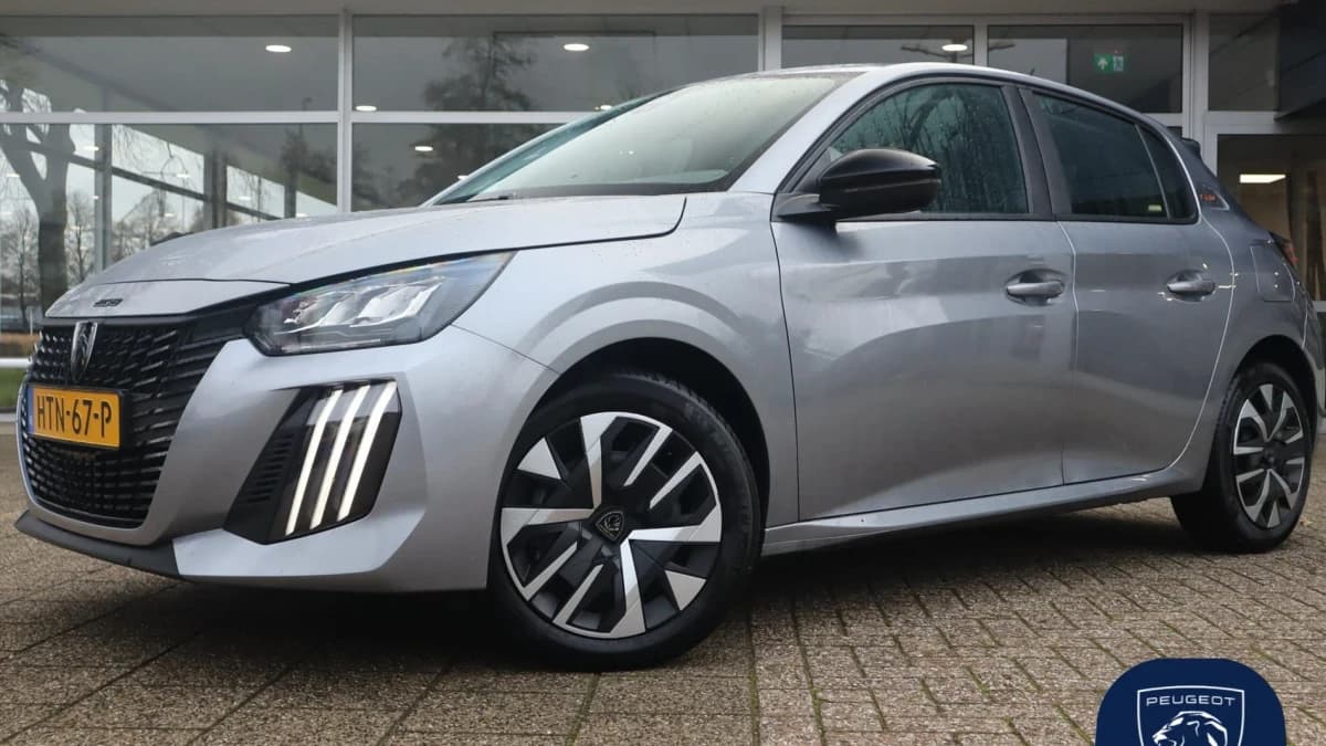 Peugeot 208 — foto 1