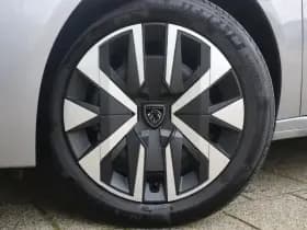Peugeot 208 thumbnail 12