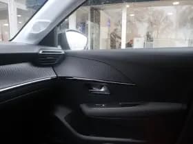 Peugeot 208 thumbnail 41
