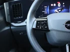 Opel Astra thumbnail 47