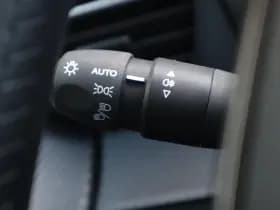 Peugeot e-2008 thumbnail 19