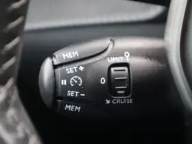 Peugeot 208 thumbnail 31
