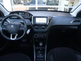 Peugeot 2008 thumbnail 5