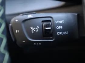 Peugeot 208 thumbnail 32