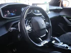 Peugeot 2008 thumbnail 17
