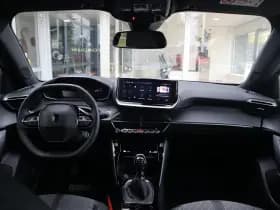 Peugeot 2008 thumbnail 5
