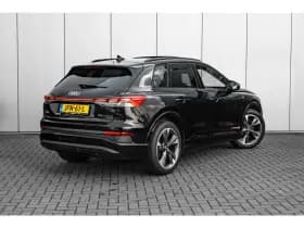 Audi Q4 e-tron thumbnail 2