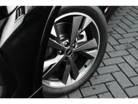 Audi Q4 e-tron thumbnail 7