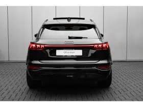 Audi Q6 e-tron thumbnail 4