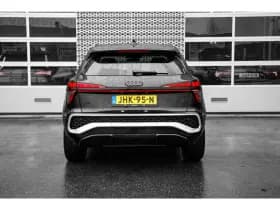 Audi Q3 thumbnail 4