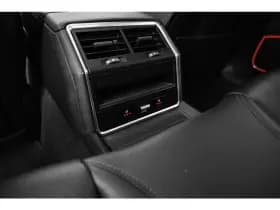 Porsche Panamera thumbnail 36