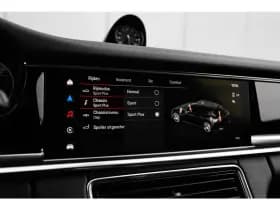 Porsche Panamera thumbnail 49