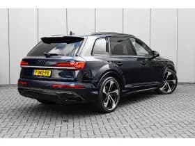 Audi Q7 thumbnail 2