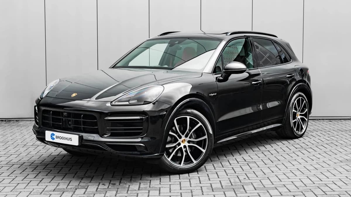 Porsche Cayenne — foto 1