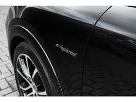 Porsche Cayenne thumbnail 16