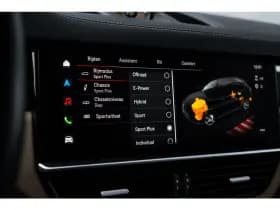 Porsche Cayenne thumbnail 38