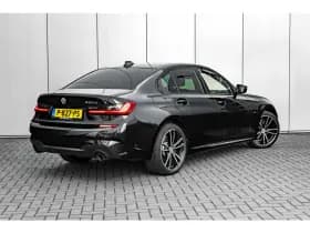 BMW 3-Serie thumbnail 2