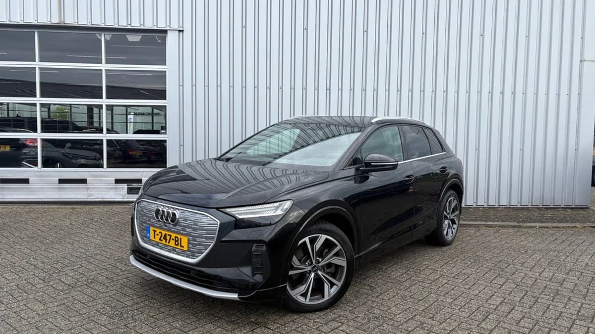 Audi Q4 e-tron — foto 1