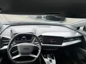 Audi Q4 e-tron thumbnail 3