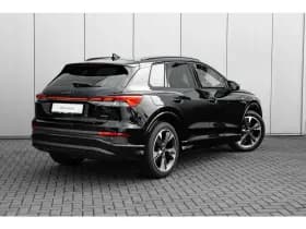 Audi Q4 e-tron thumbnail 2