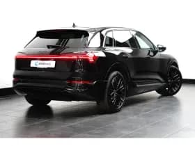 Audi Q8 e-tron thumbnail 4