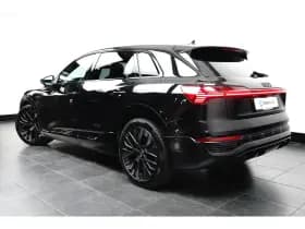Audi Q8 e-tron thumbnail 5