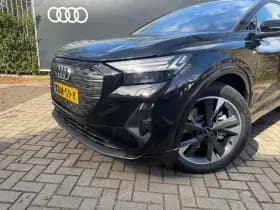 Audi Q4 e-tron thumbnail 3