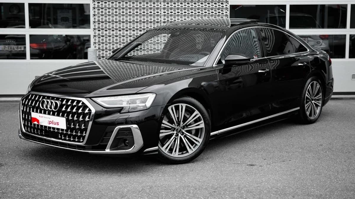 Audi A8 — foto 1