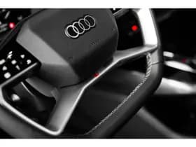 Audi Q4 e-tron thumbnail 11