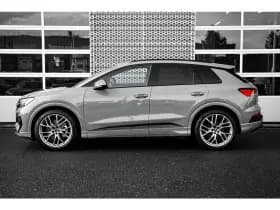 Audi Q4 e-tron thumbnail 5