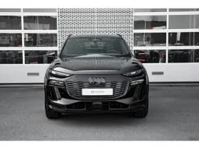 Audi Q6 e-tron thumbnail 3